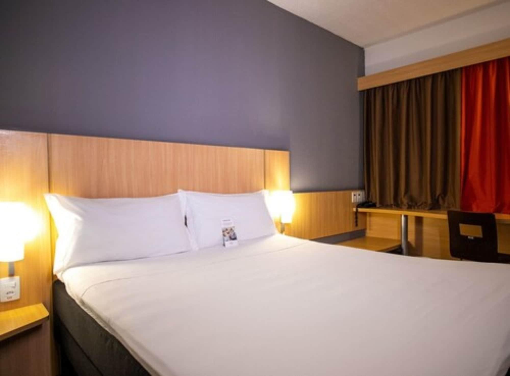 Ibis Petrolina Hotell Exteriör bild